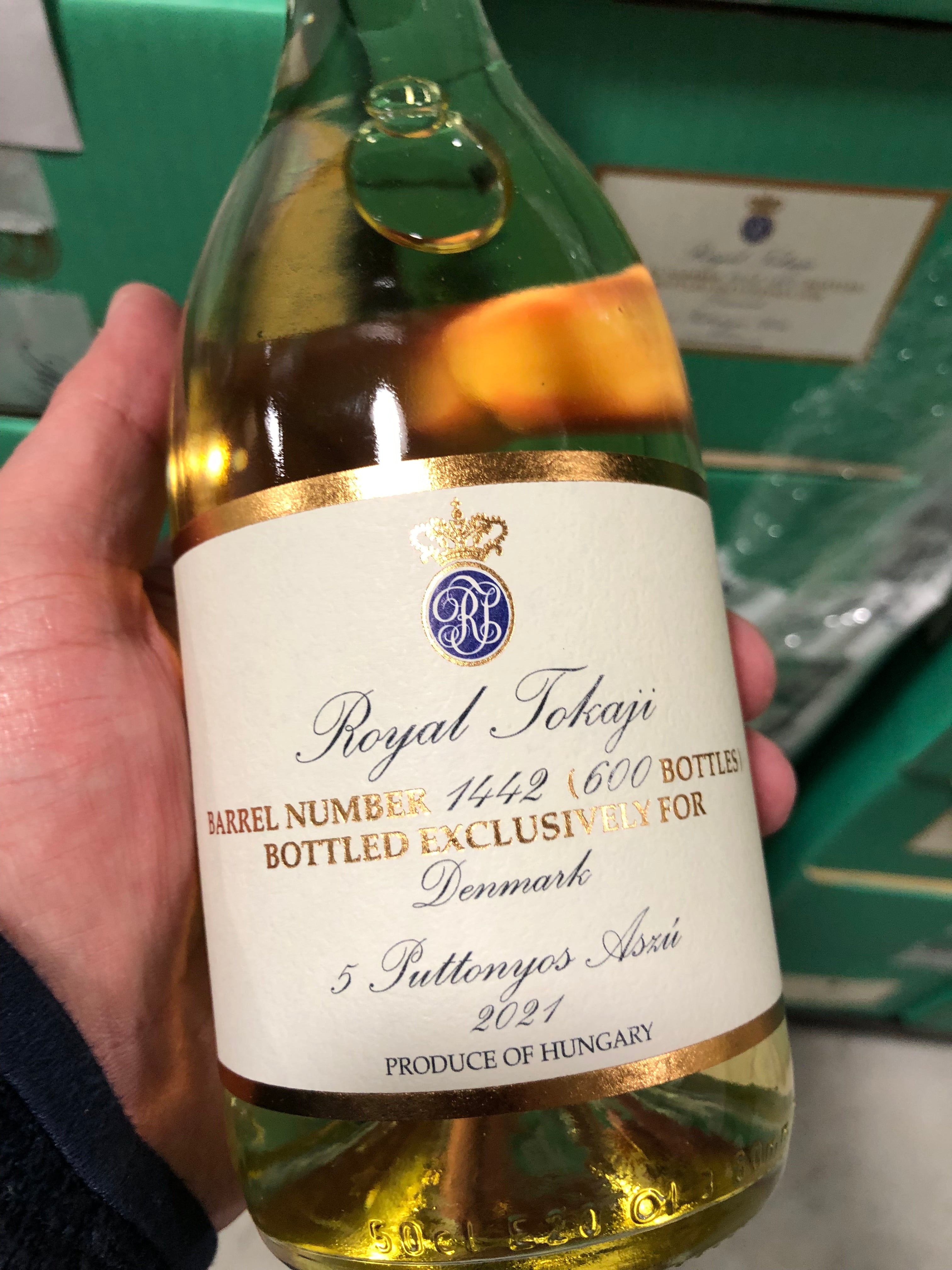 2021 Blue Label, 5 putt azsu Kabar single barrel.